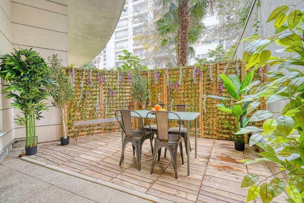 Eden Suite Paris La Defense Courbevoie Esterno foto
